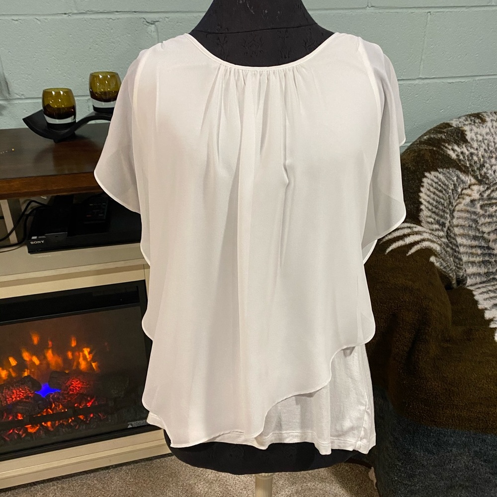Alyx white top